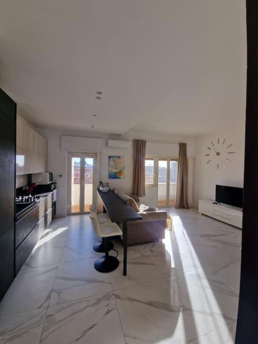 Casa Di Jeff Apartment เนเปิลส์ ภายนอก รูปภาพ